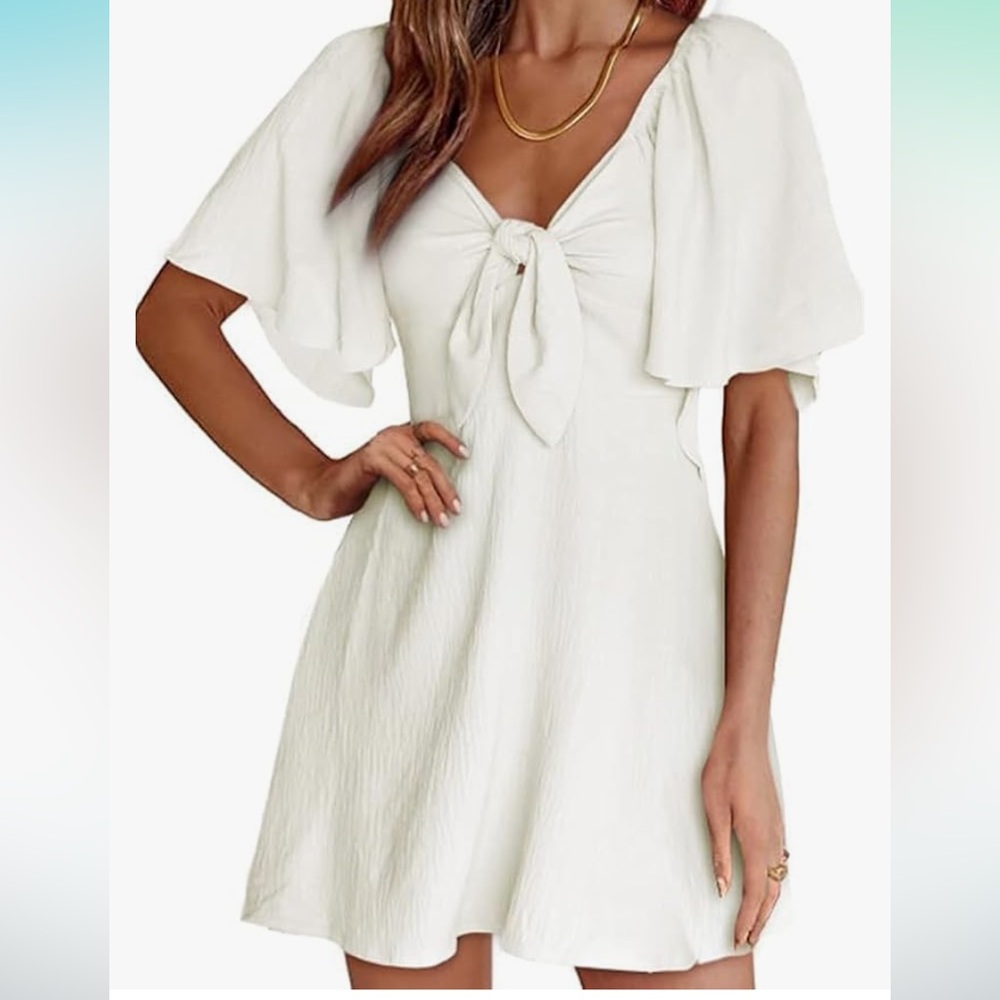 Front Tie, Flutter Sleeve / Angel Sleeve, Aline Flowy white ivory dress, size S